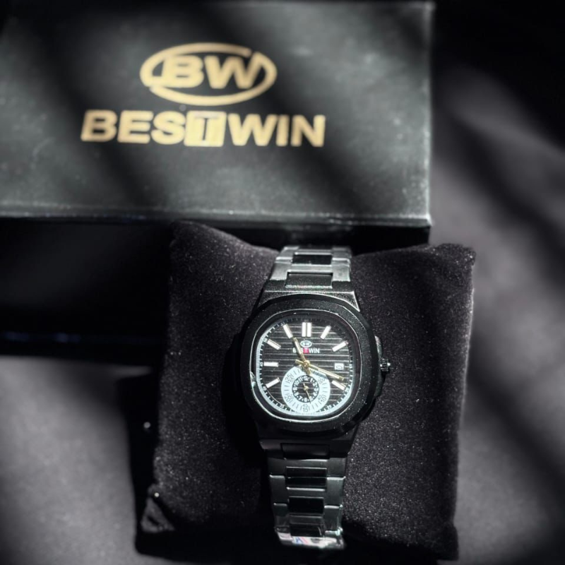 BESTWIN Black Edition – Luxury Timepiece ⌚